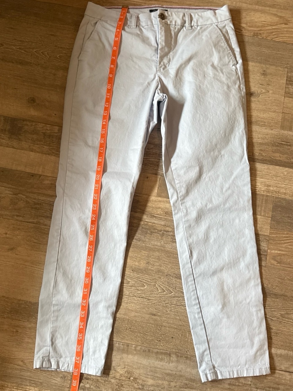 Tommy Hilfiger Light Gray Casual Pants with Signature Trim size 6